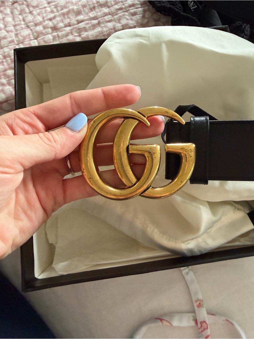Gucci Black Leather Belt with Gold Double G Buckle - Picture 3 of 3